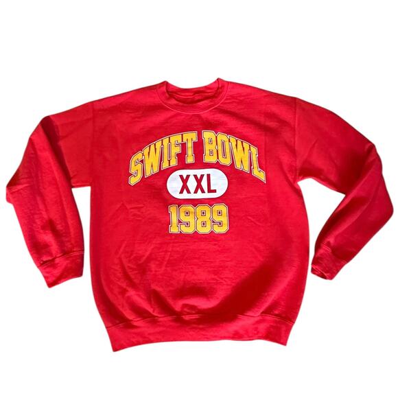 Swift Bowl 1989 Red Crewneck Cozy Sweatshirt – M SwiftieStyle MadeInUSA FanMerch - Picture 2 of 6
